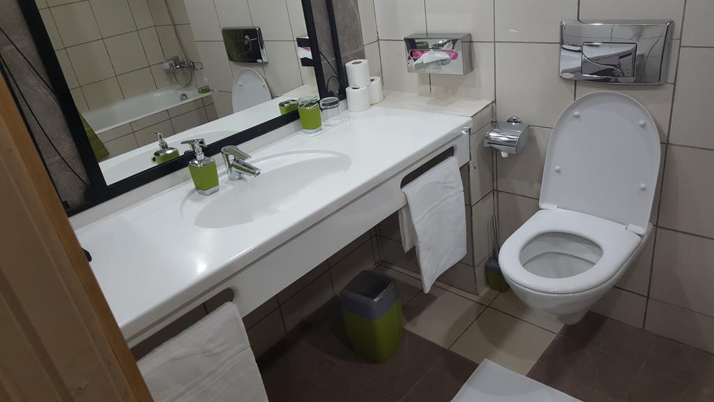 Hotel El Farouk Bamako Ngoại thất bức ảnh