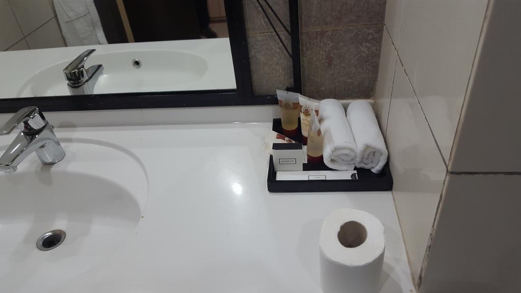 Hotel El Farouk Bamako Ngoại thất bức ảnh