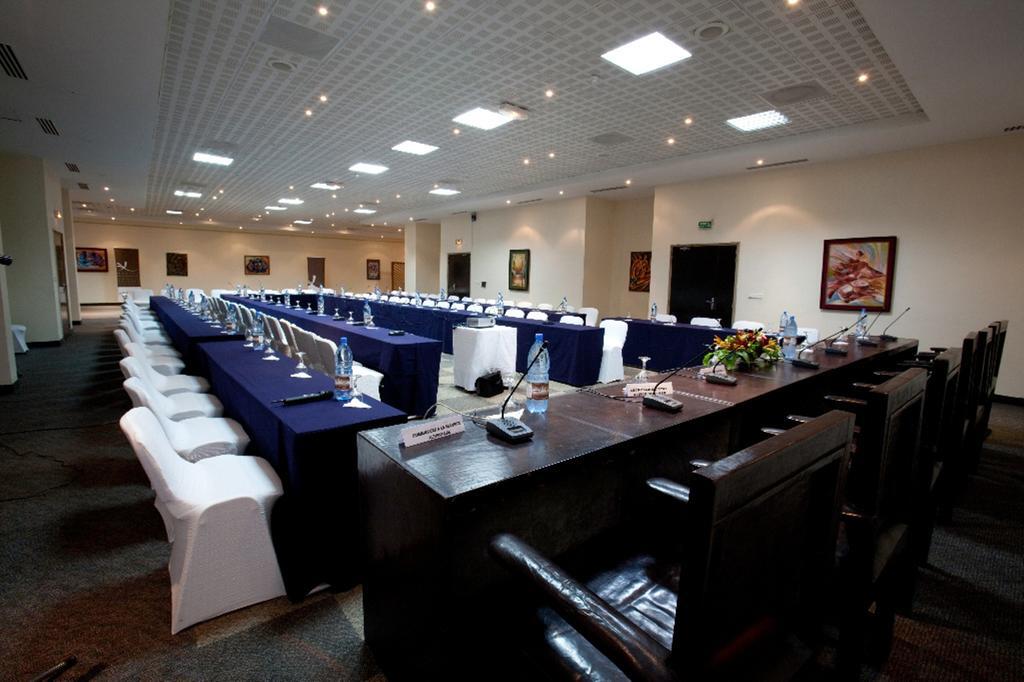 Hotel El Farouk Bamako Ngoại thất bức ảnh